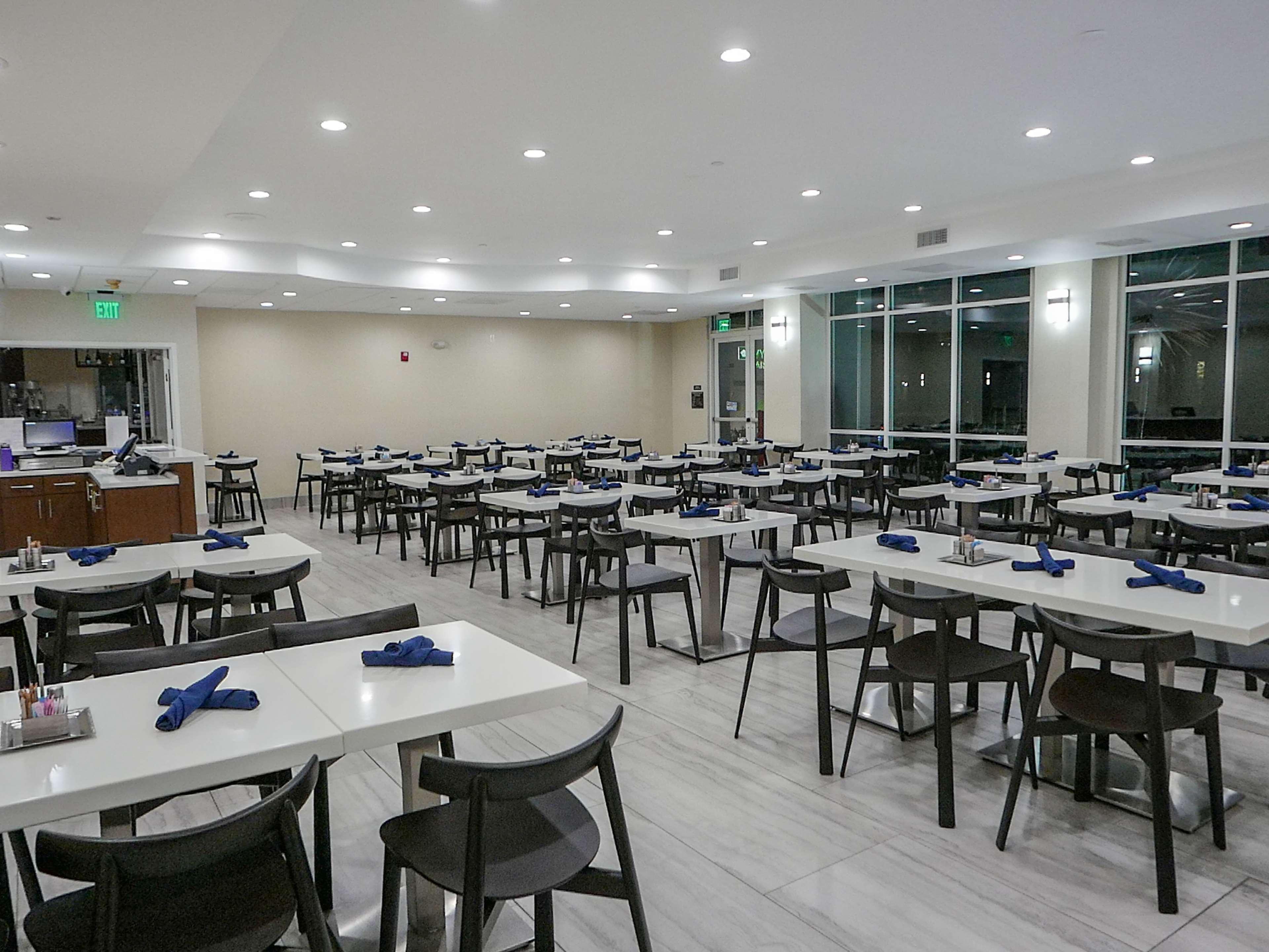 Hotel Wyndham Anaheim Exterior foto