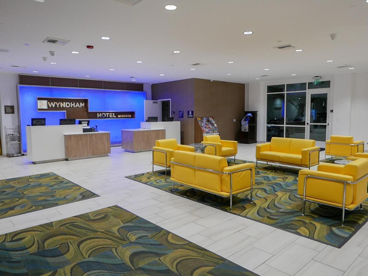 Hotel Wyndham Anaheim Exterior foto