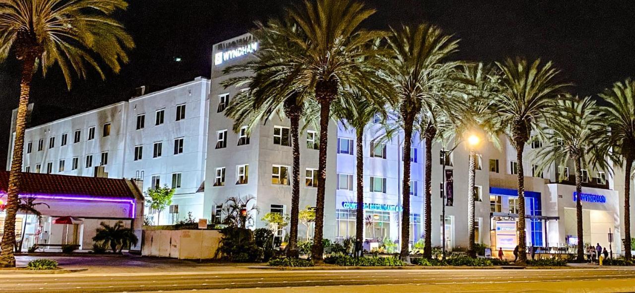 Hotel Wyndham Anaheim Exterior foto